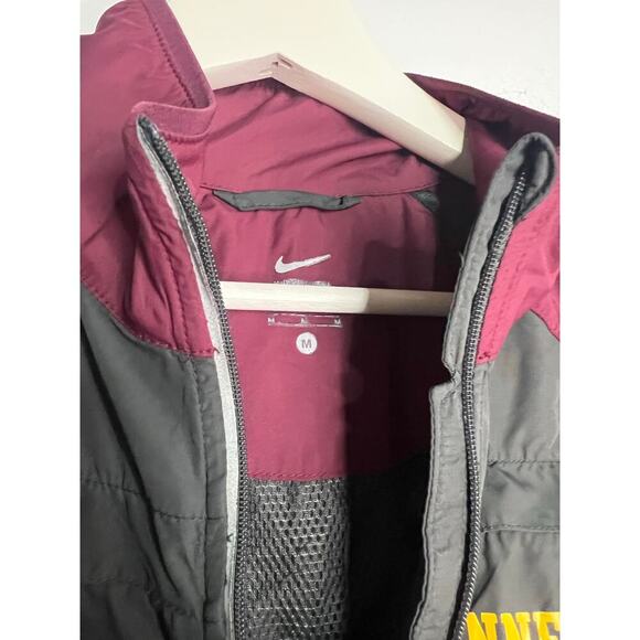 Minnesota Golden Gophers Jacket Womens M Gray Maroon Windbreaker Nike Storm Fit - Picture 5 of 6